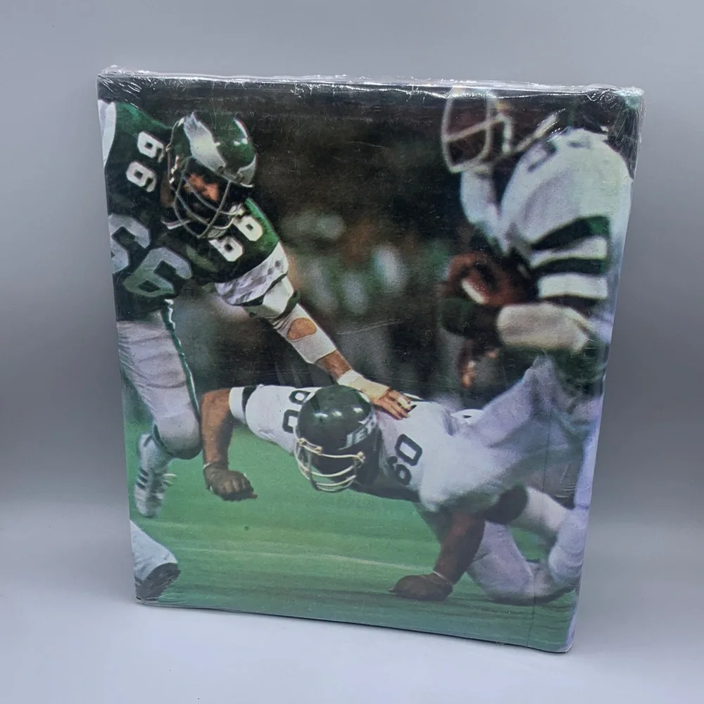 Vintage Magic Magnetic Photo Album Football Philadelphia Eagles Bill Bergey